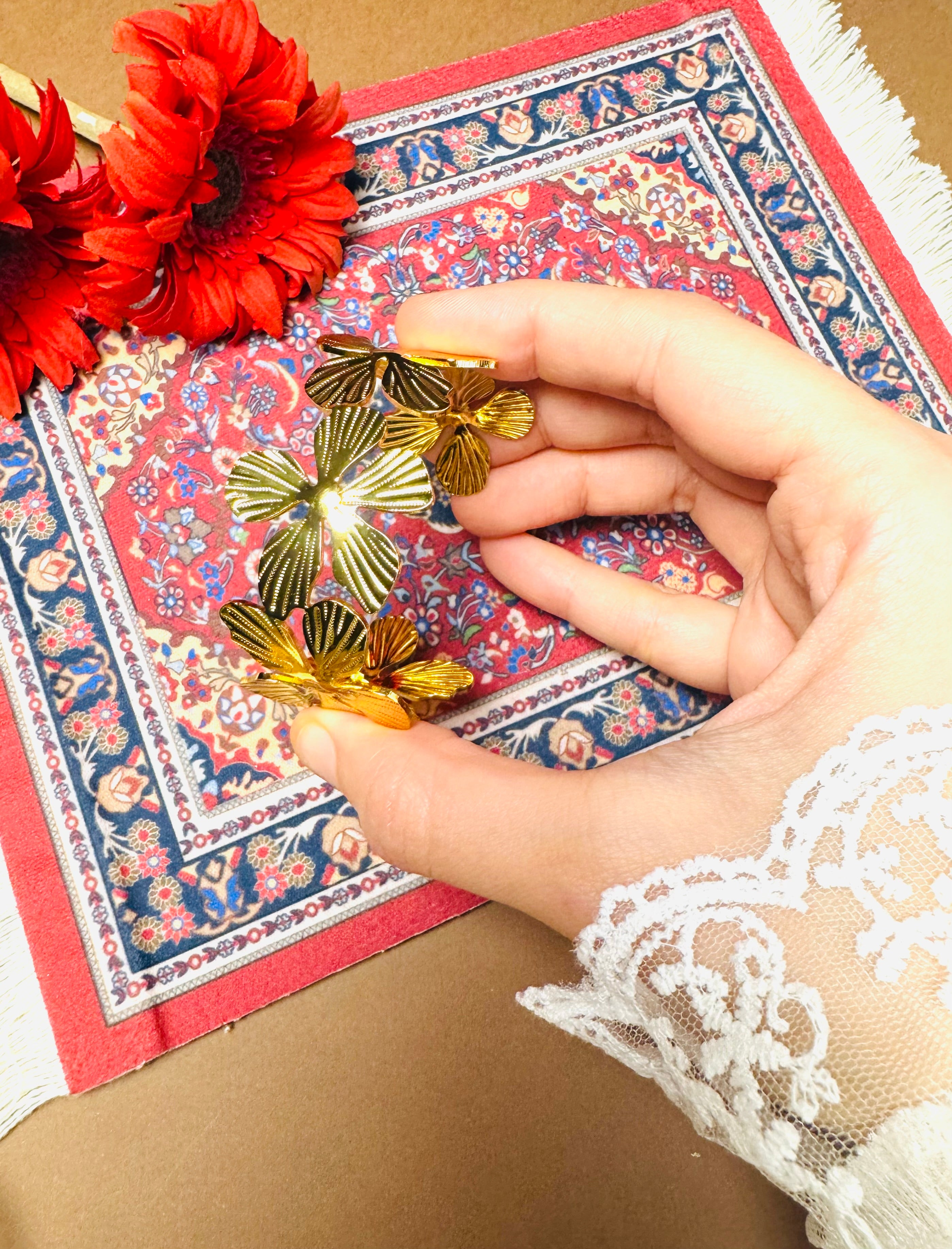 Flowers bangle