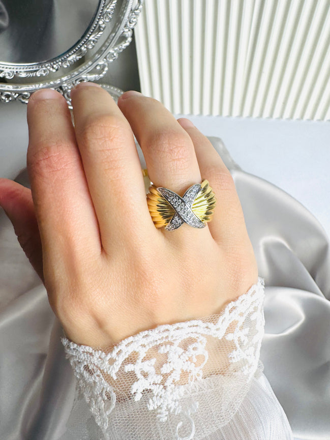 Cross ring free size