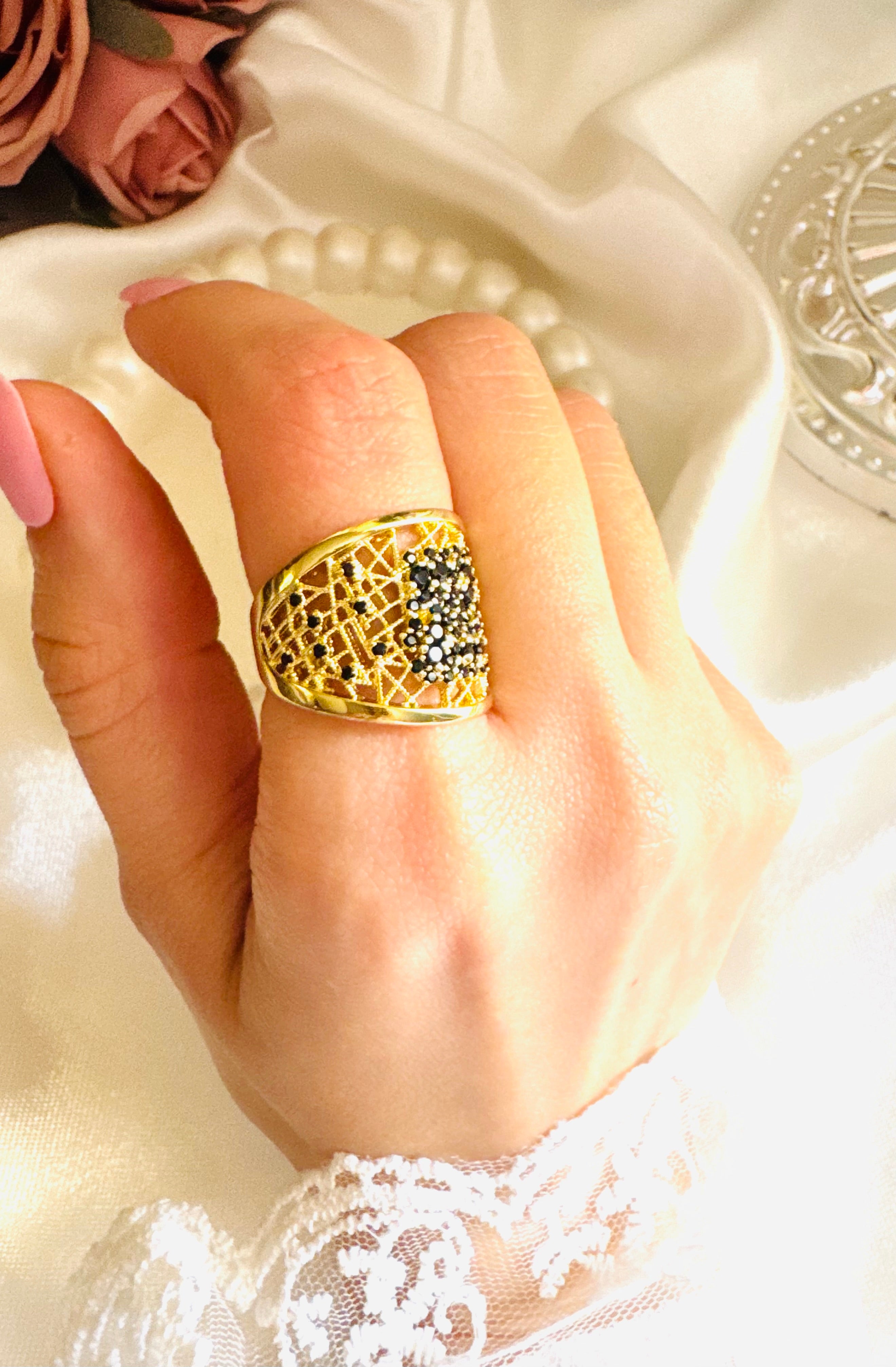 Black struss ring (free size )