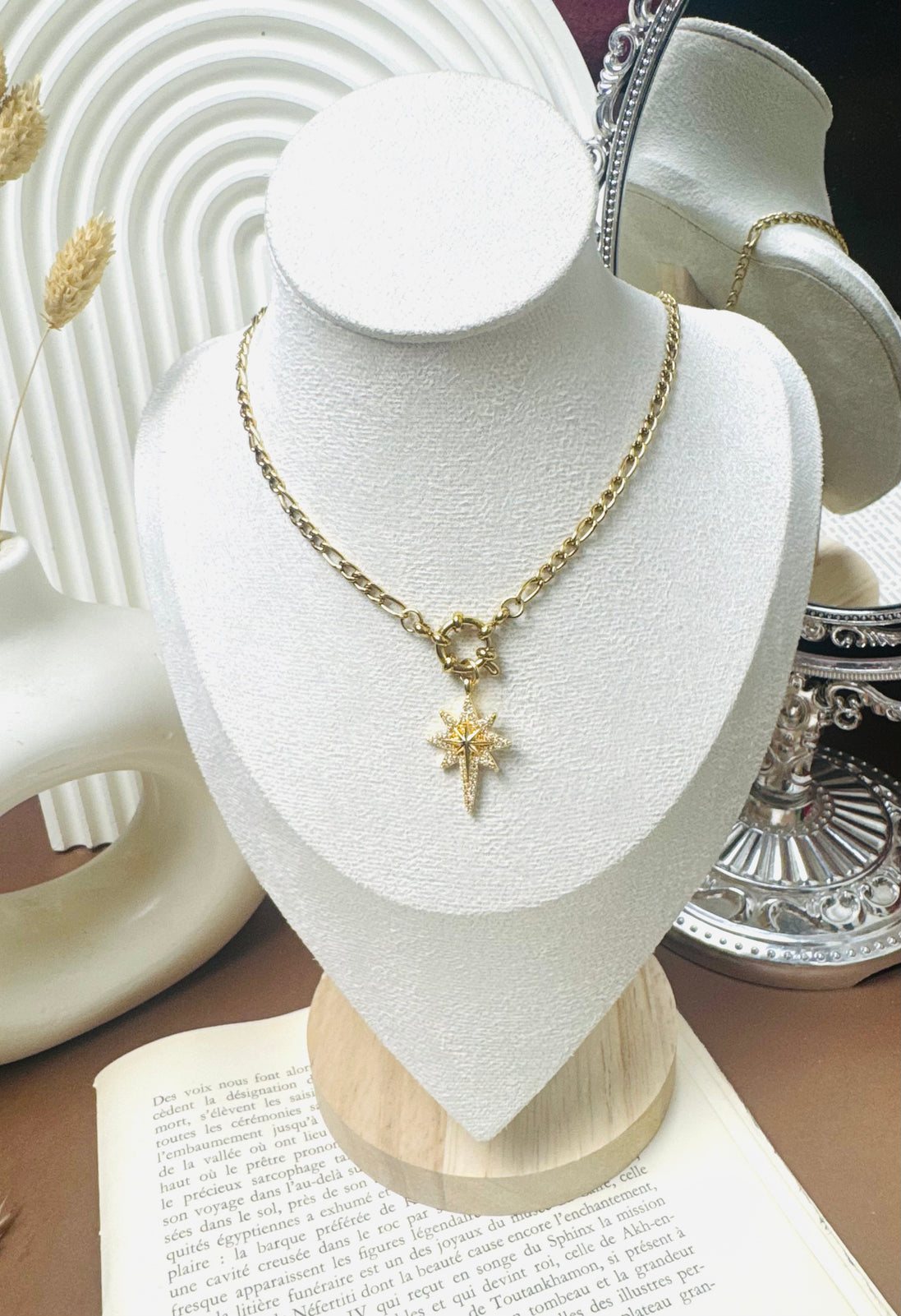 Star zircon long necklace
