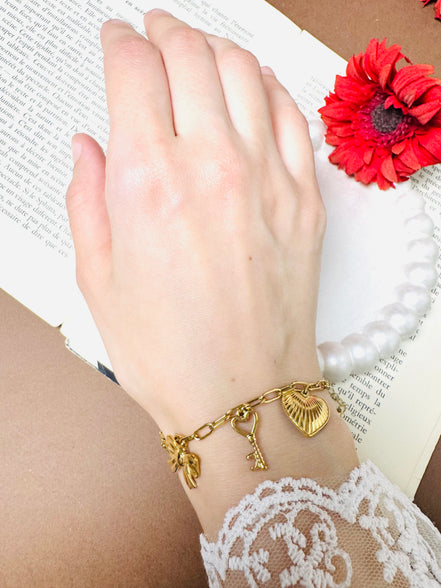 Heart & key bracelet