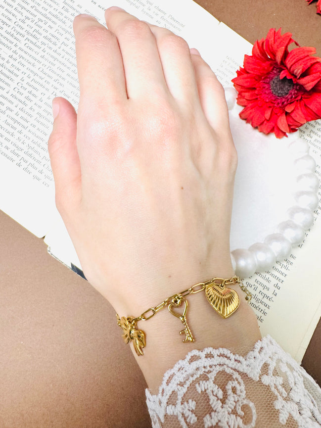 Heart & key bracelet