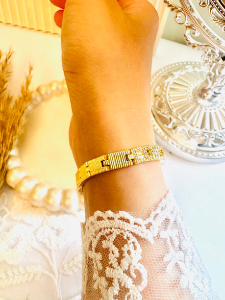 New carteir bracelet