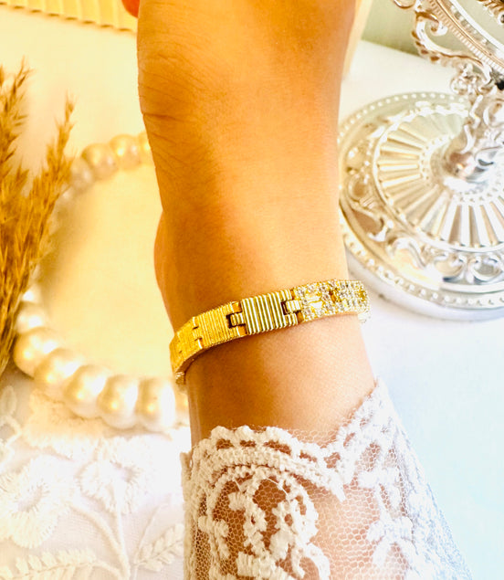 New carteir bracelet