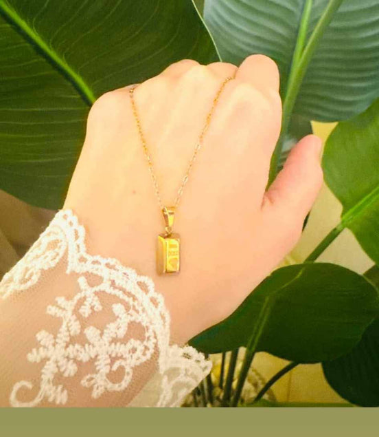 Small sabika necklace
