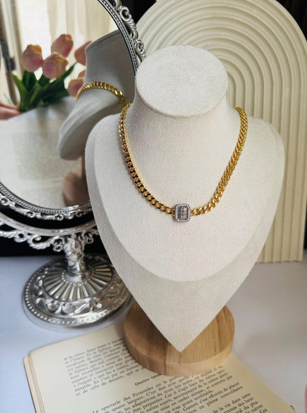 Square zircon necklace