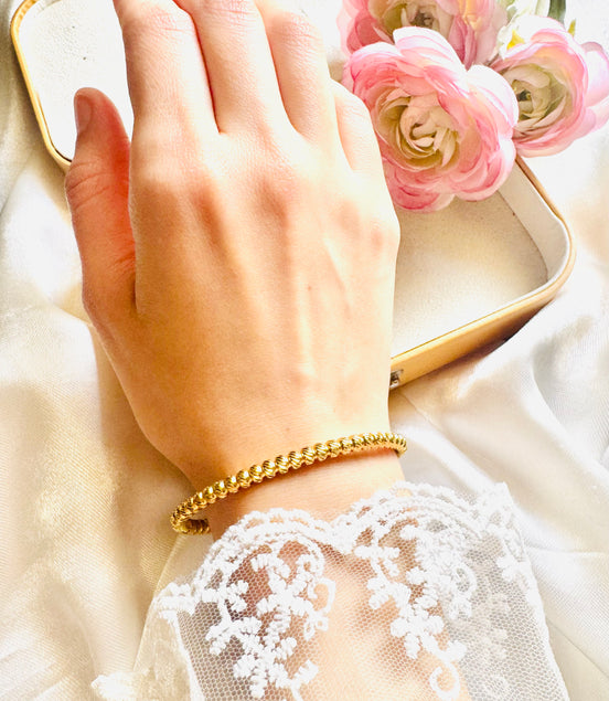 Bubble bangle