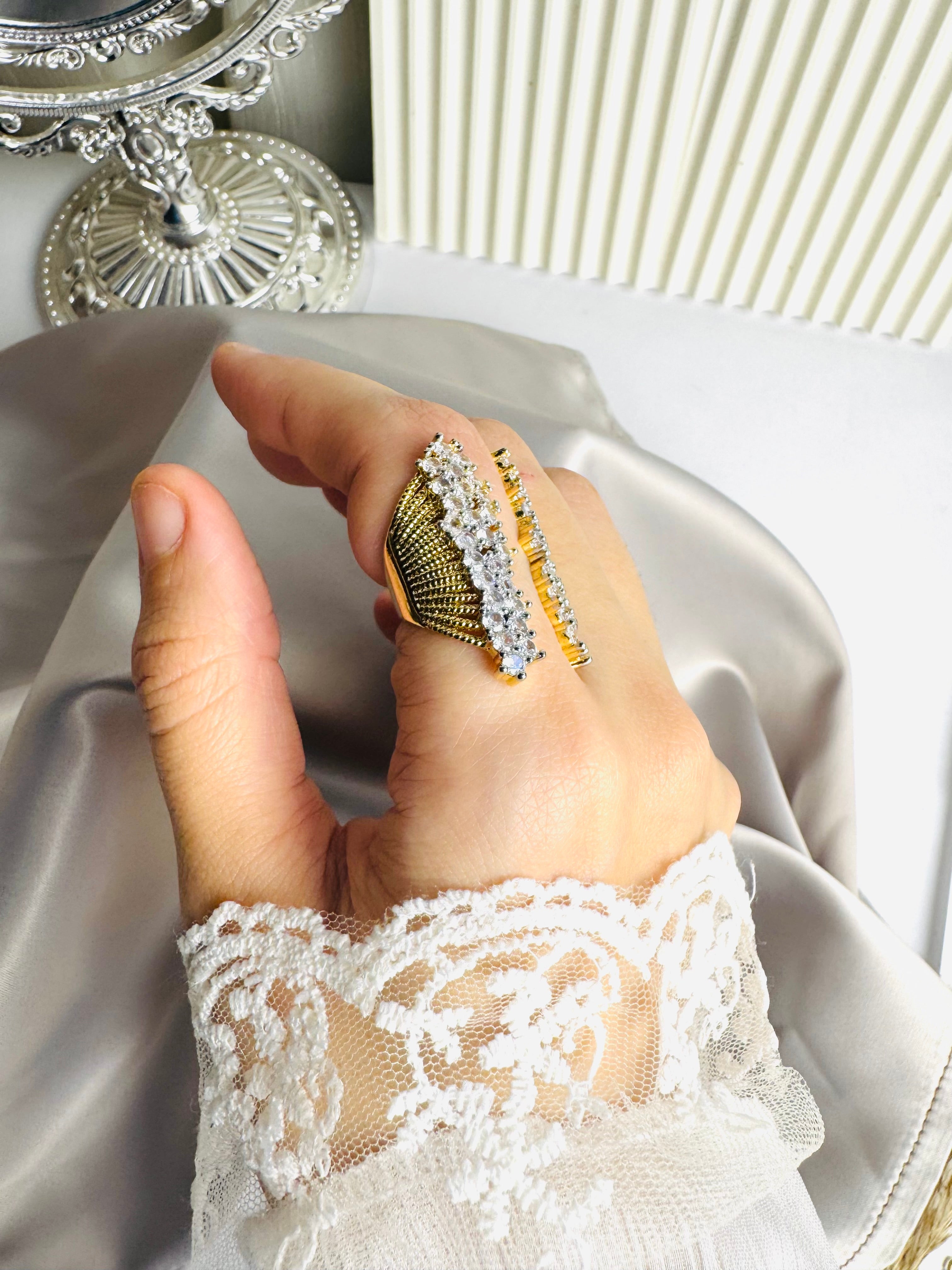 Unique zircon ring ( free size )