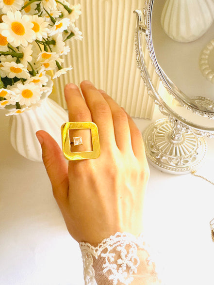Square ring free size
