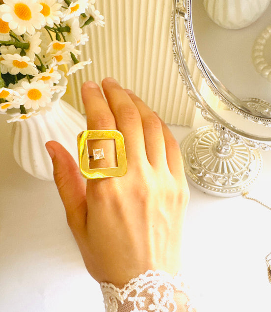 Square ring free size
