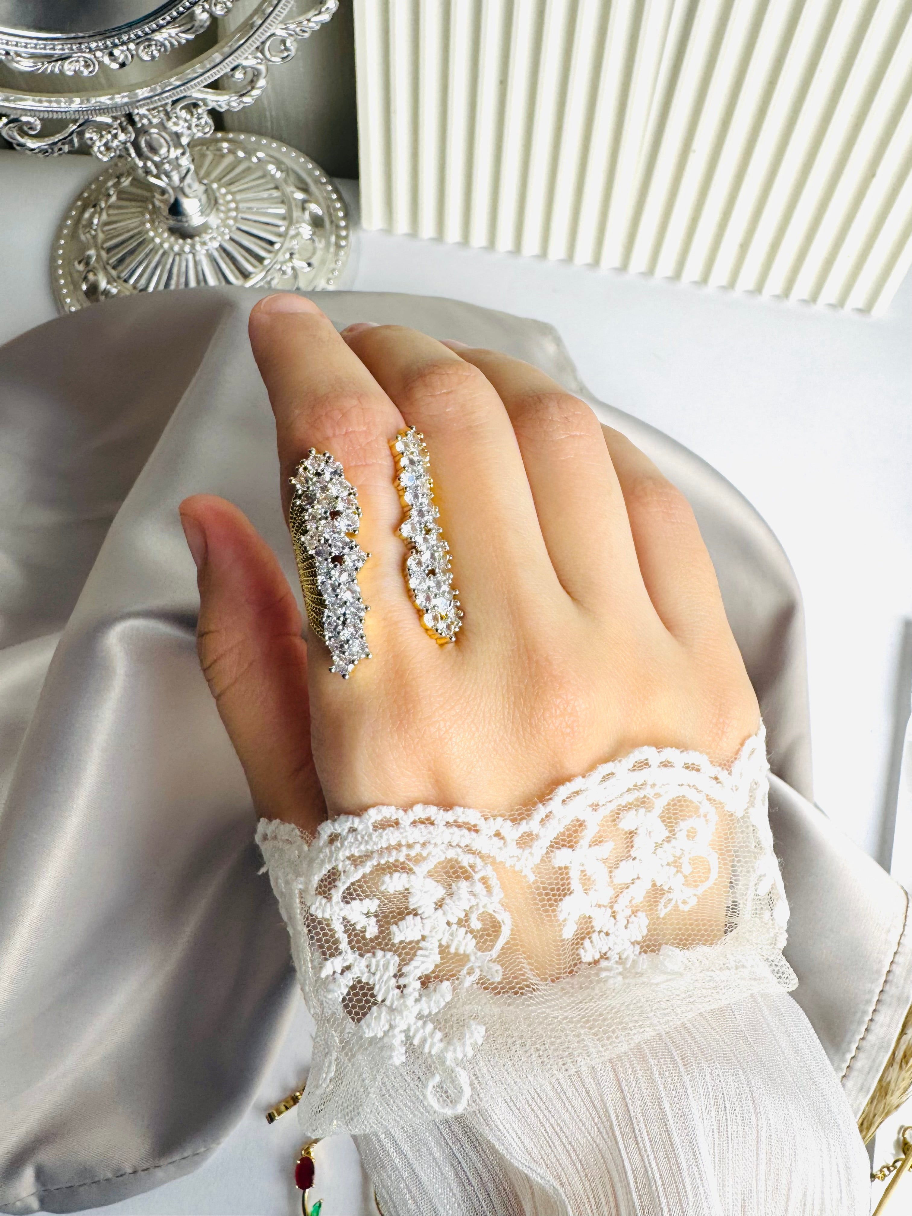 Unique zircon ring ( free size )