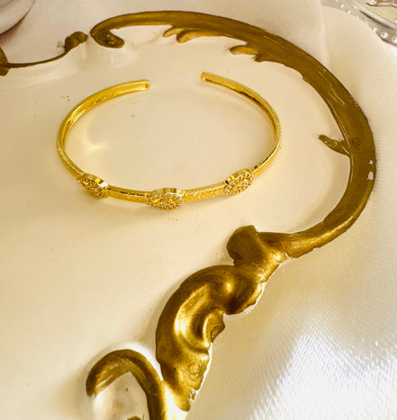 Tear zircon Italian bangle