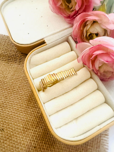 Trendy ruler ring free size