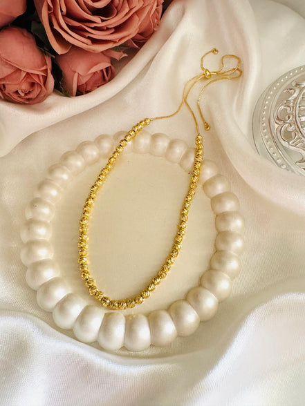 Gold balls free size necklace