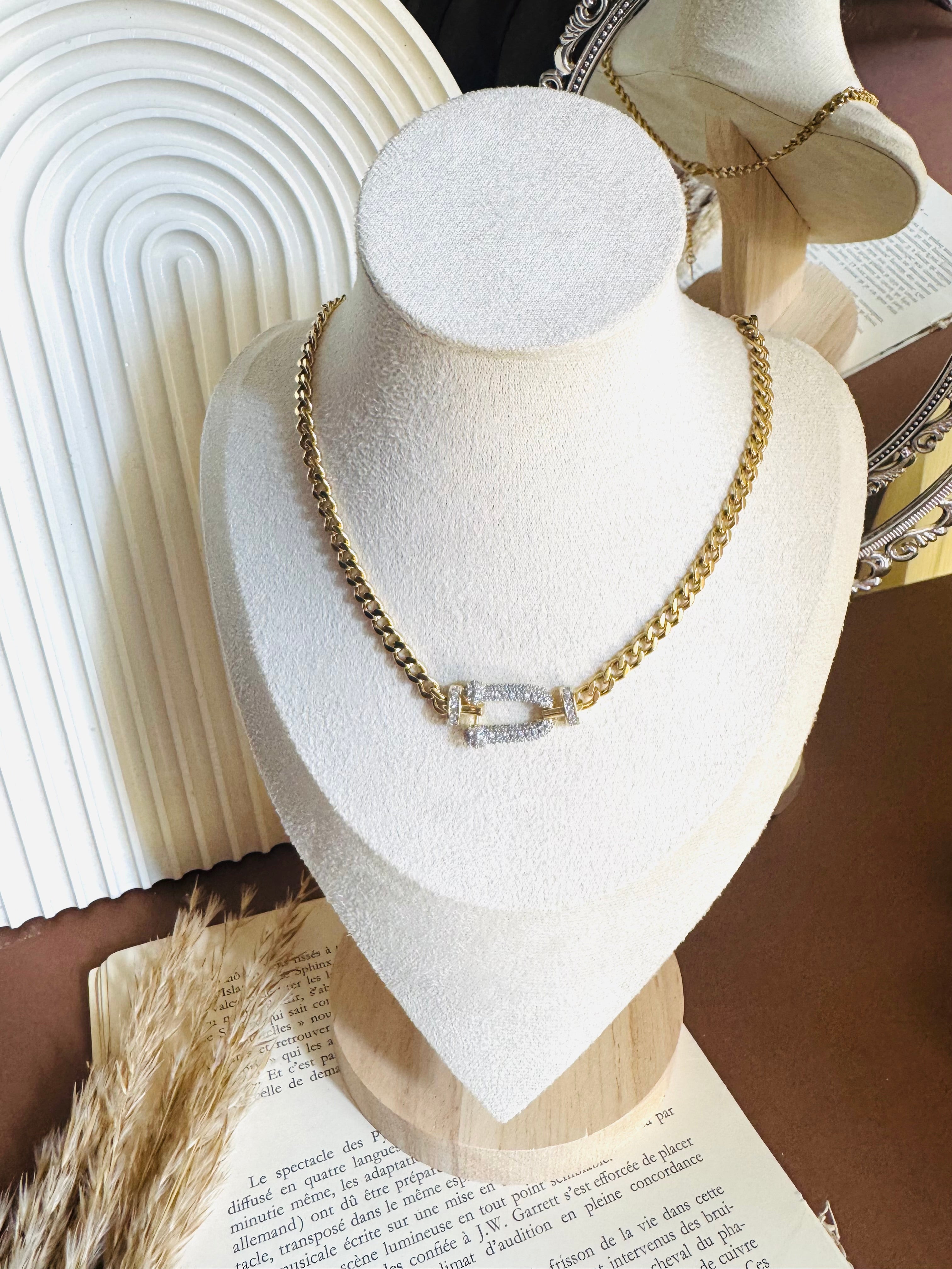 Zircon groumet necklace