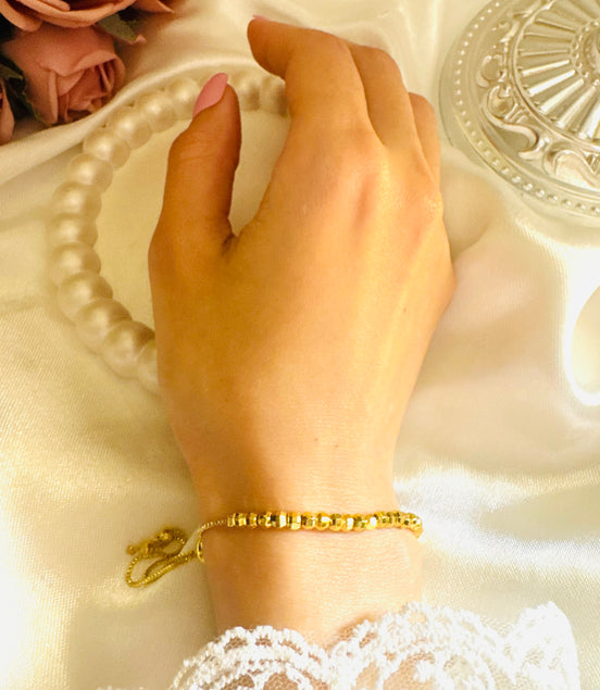 Balls free size bracelet