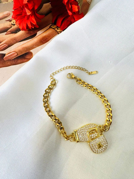 Lock zircon bracelet