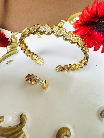Heart set ring & bangle free size