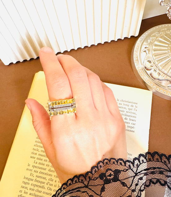 Trendy ring free size