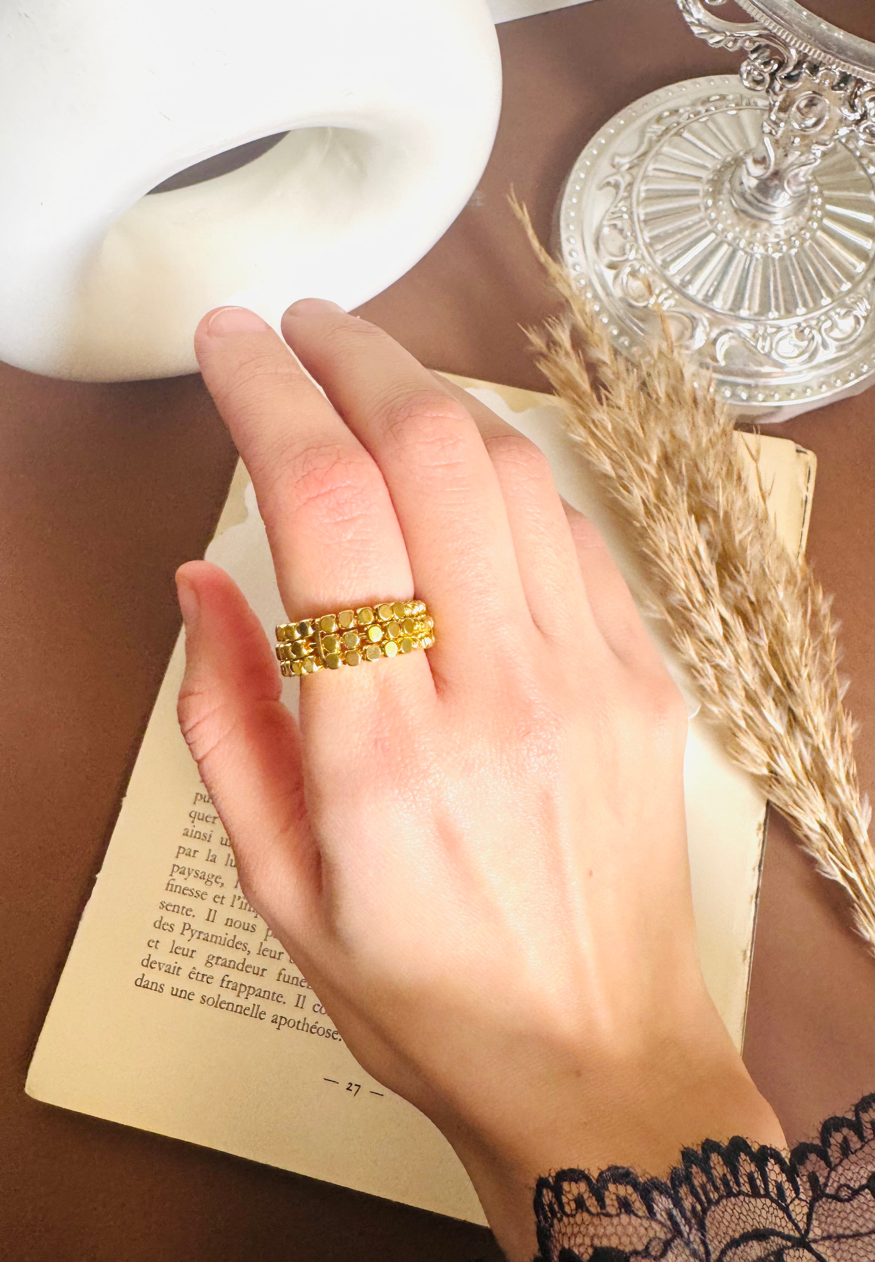 Balls ring free size