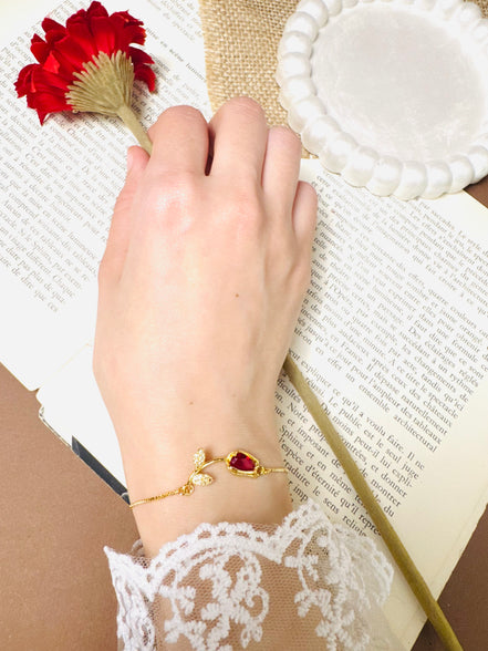 Tulip free size bracelet