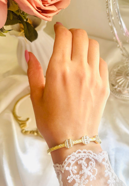 Circle Italian  zircon bangle