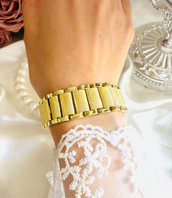 Unique bold bracelet