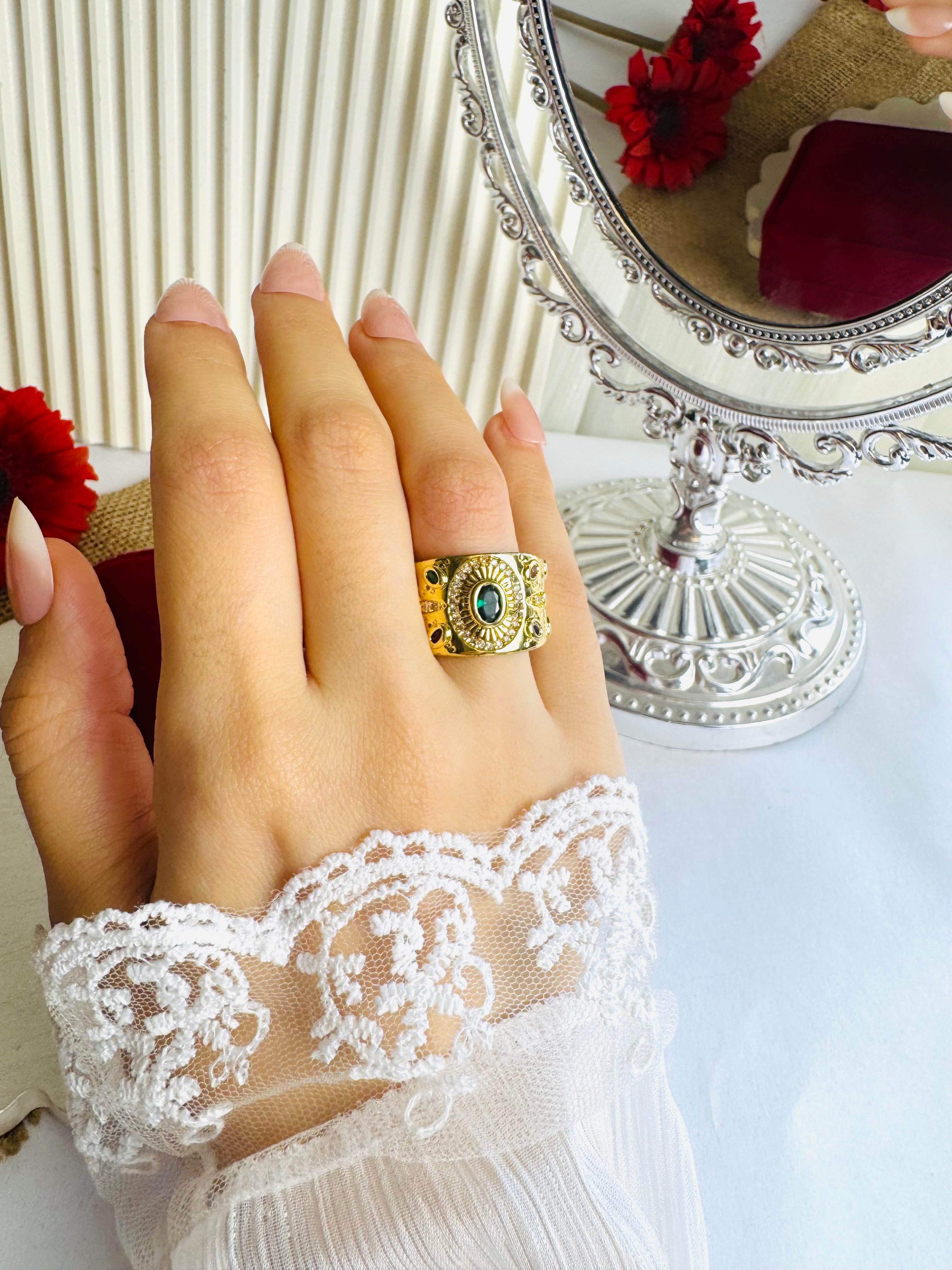 Colourful ring