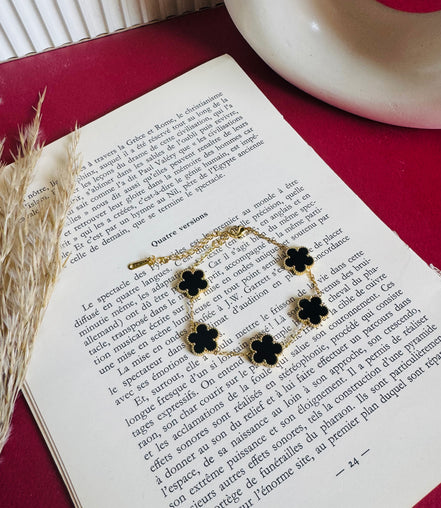 Black van clef bracelet