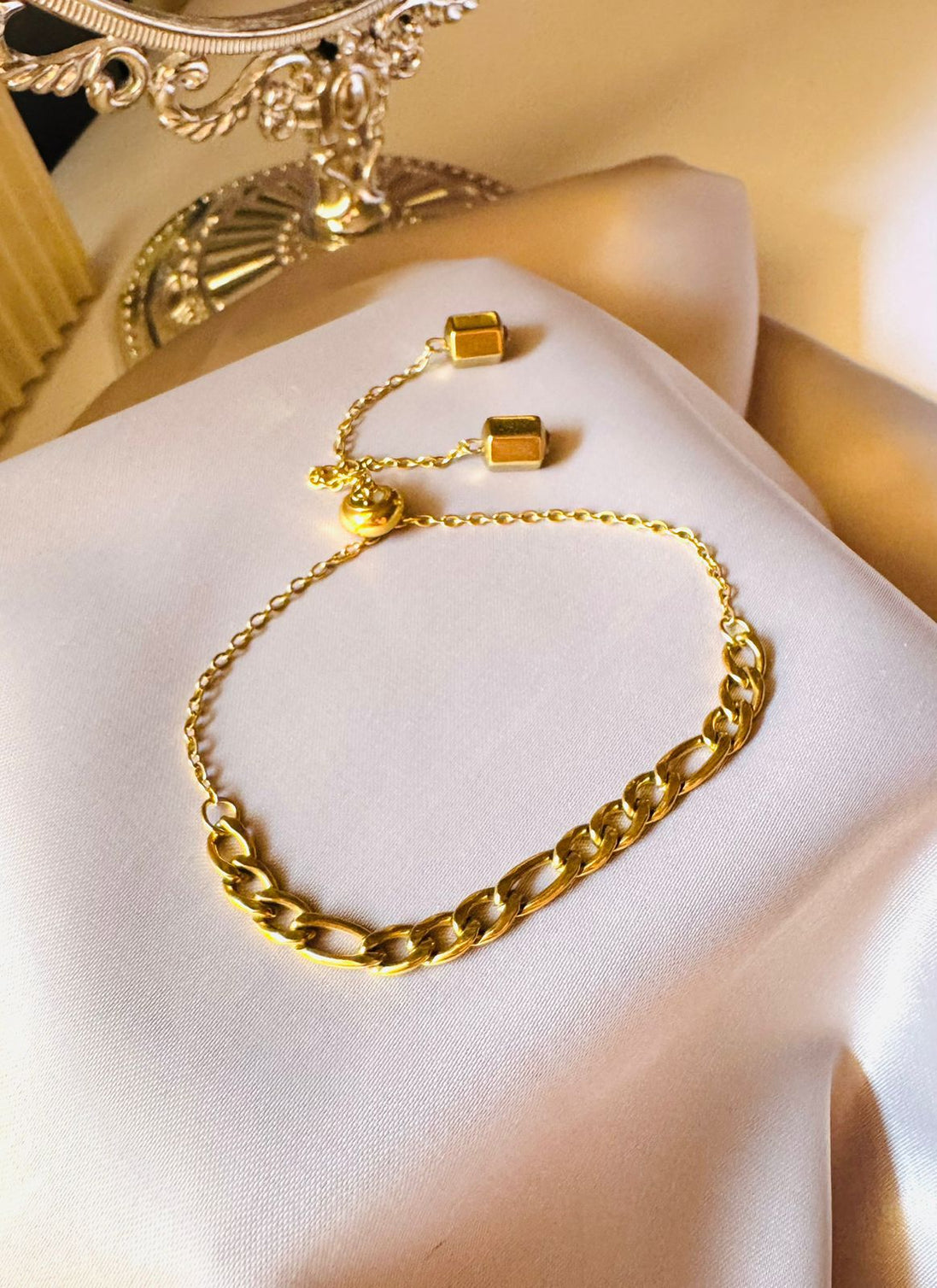 Free size  small bracelet