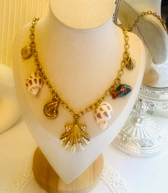 Sea necklace