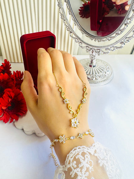 Flowers set ( Necklace & bracelet)