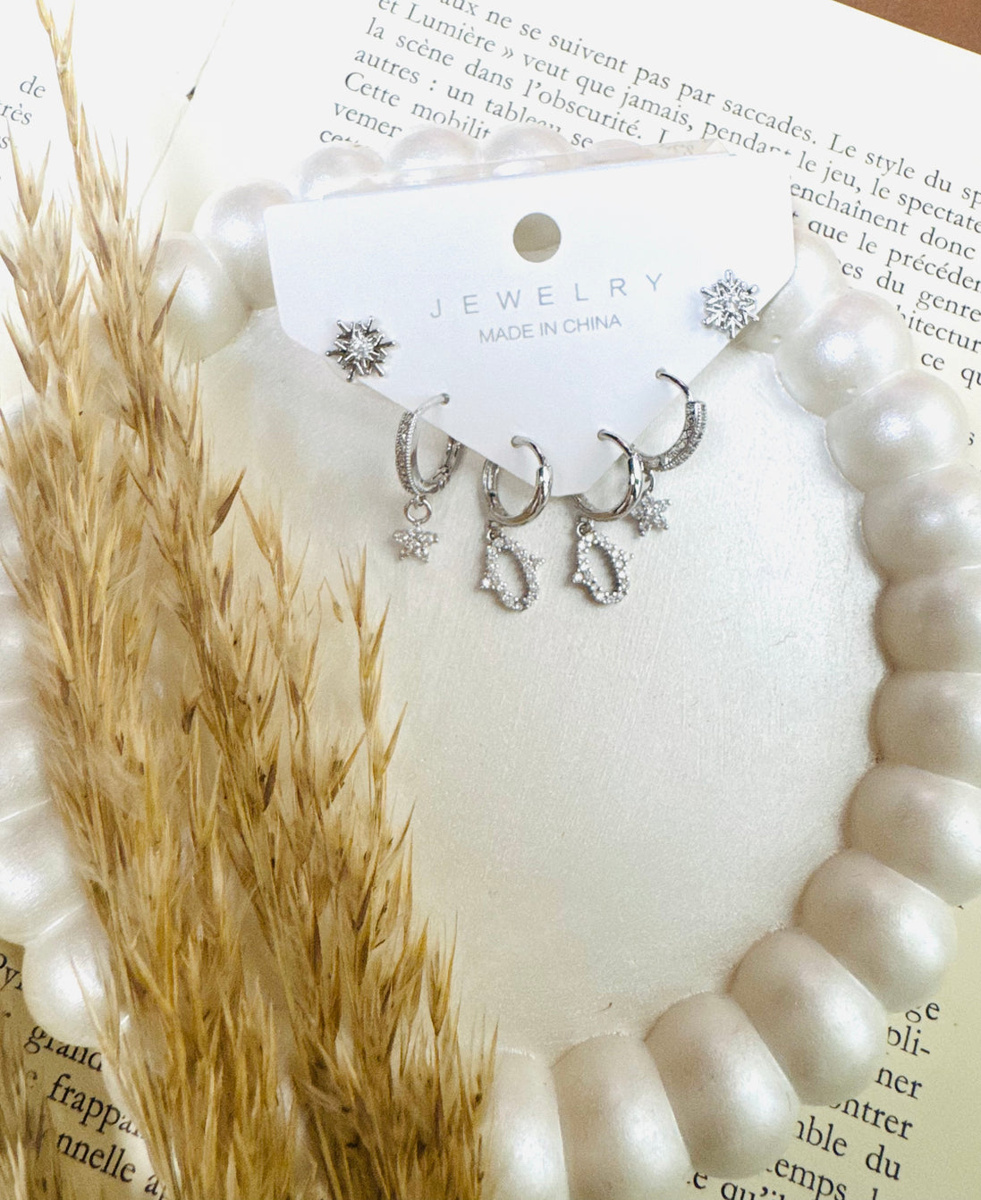 Silver set earring