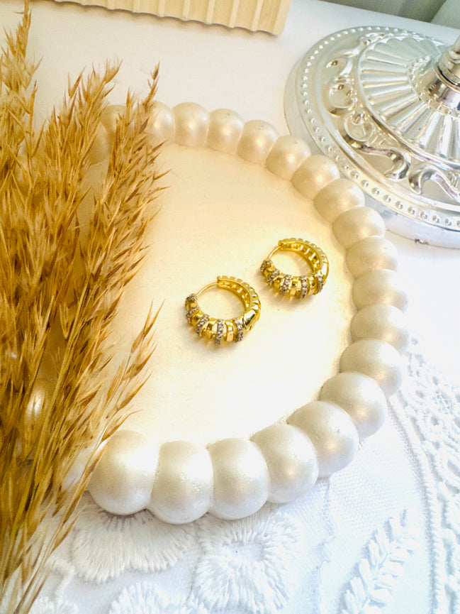 Zircon ring earring