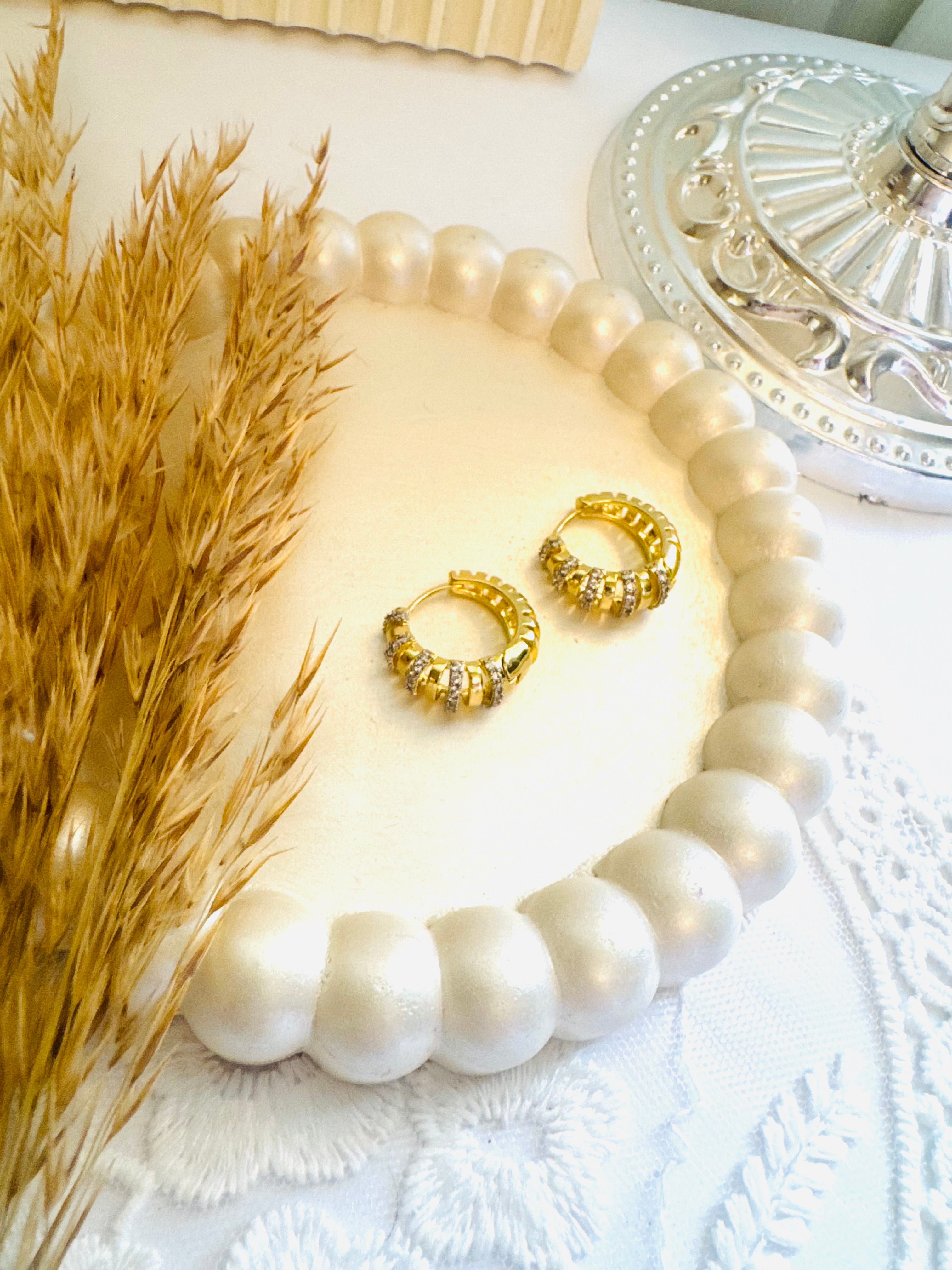 Zircon ring earring