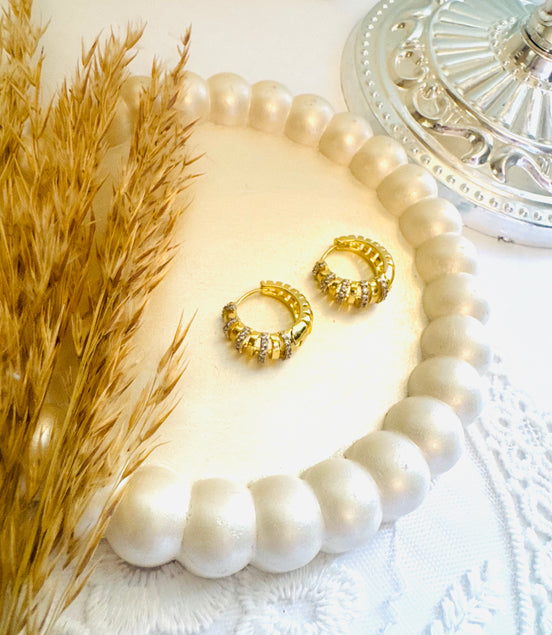 Zircon ring earring