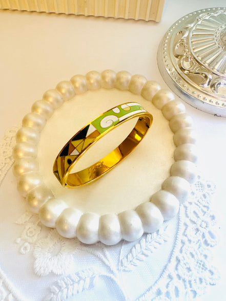 Colourful bangle