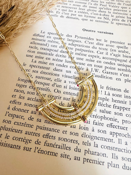 Half circle zircon necklace