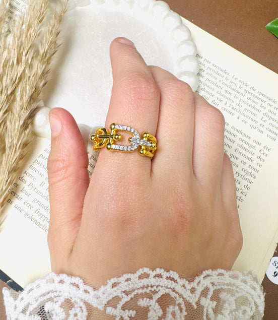 Trendy zircon ring free size
