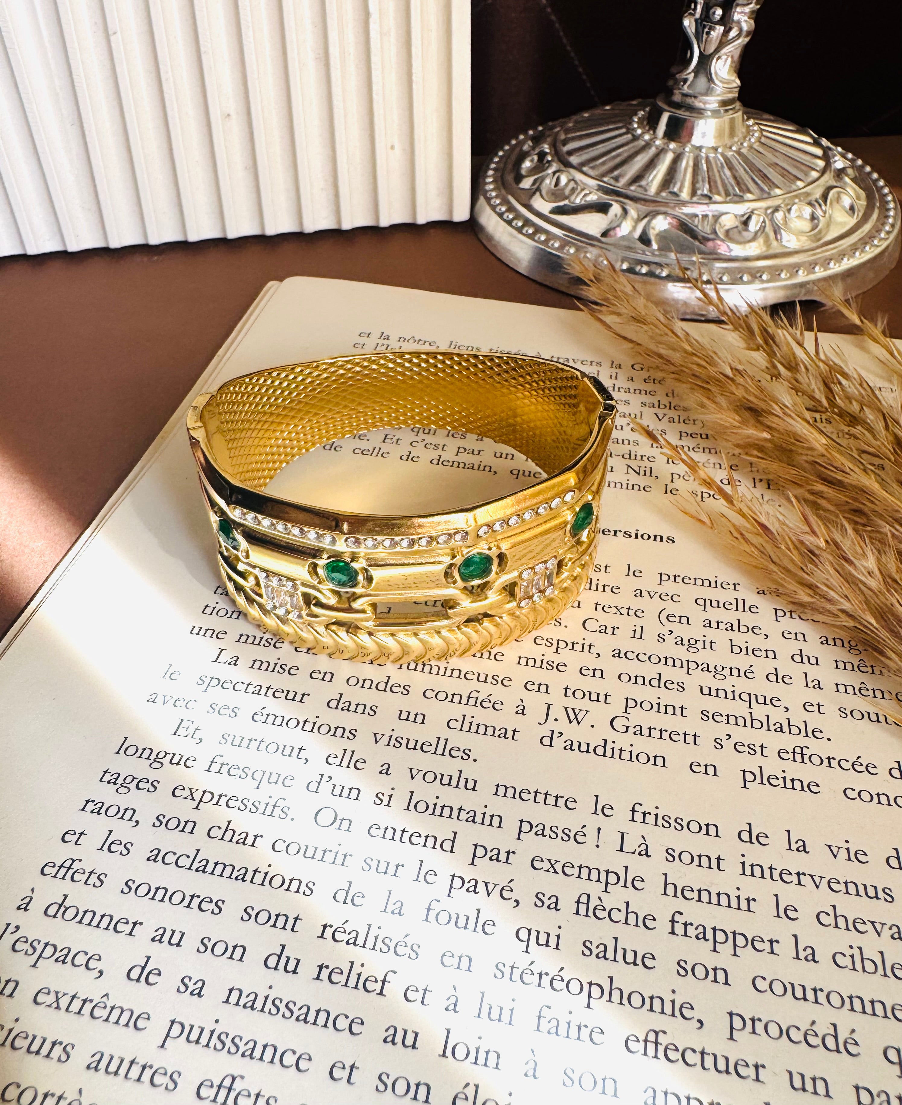 Green zircon bangle