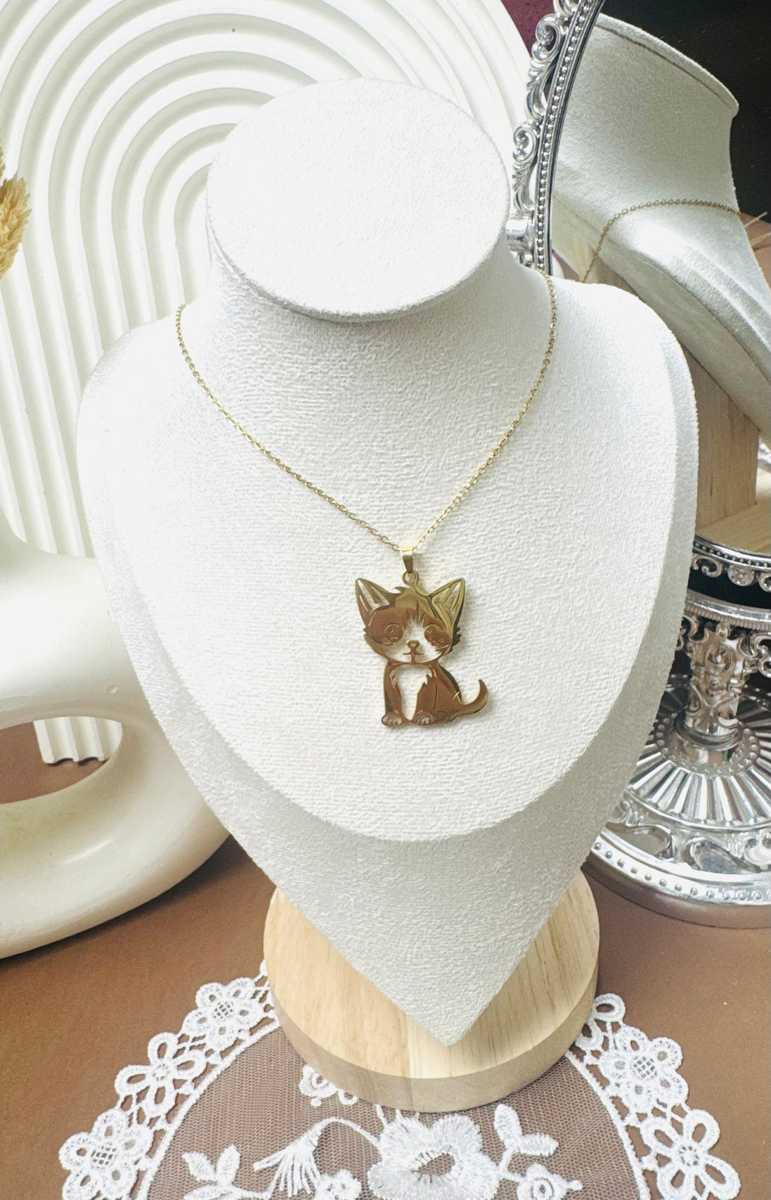 Cat necklace