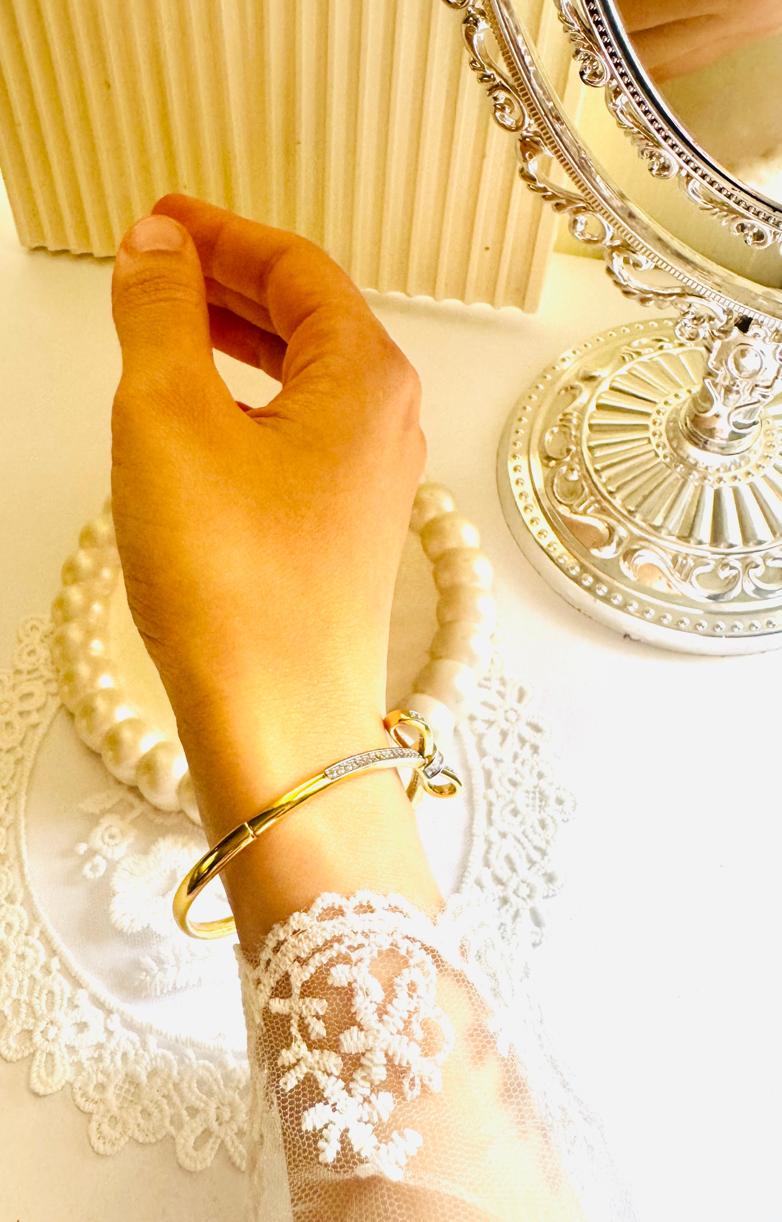 Ribon bangle