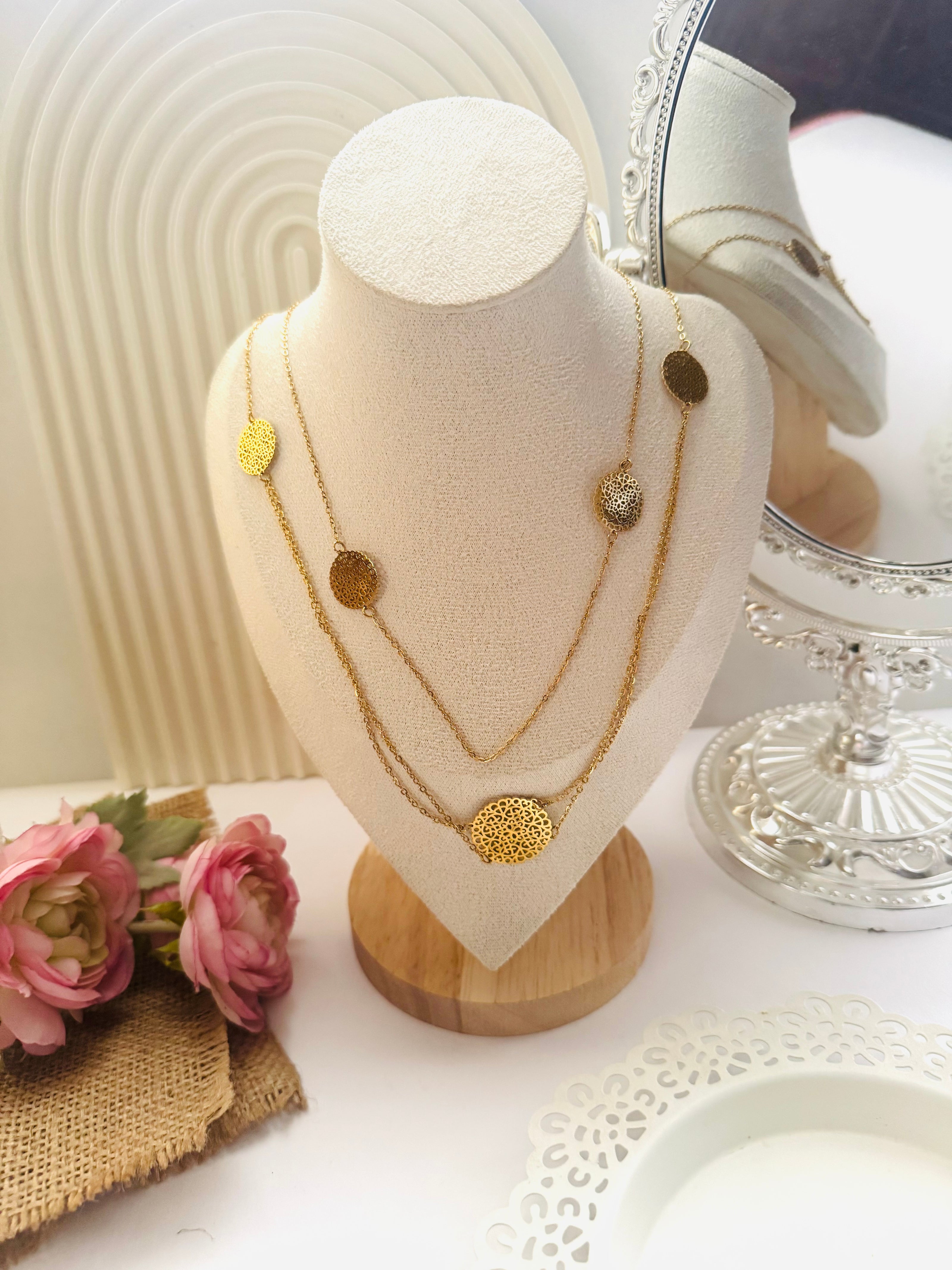 Circle long necklace