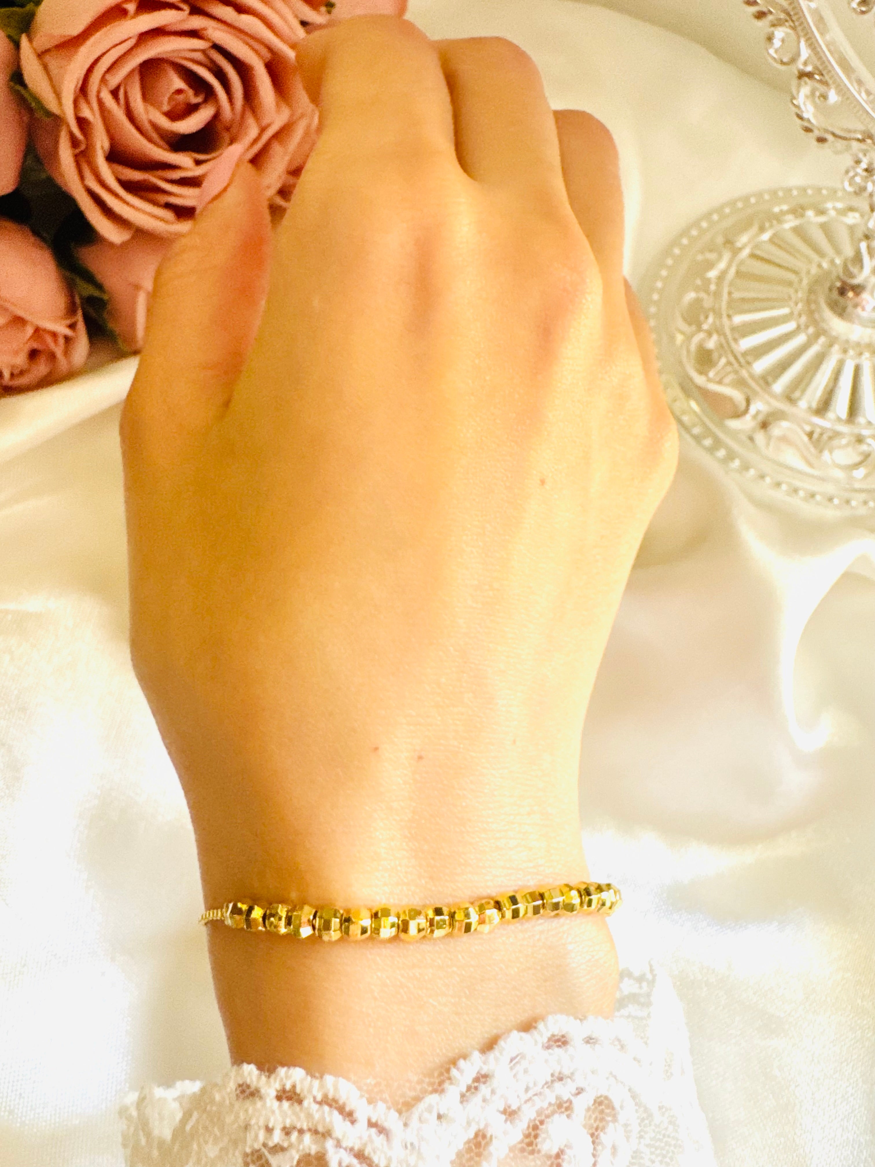 Balls free size bracelet