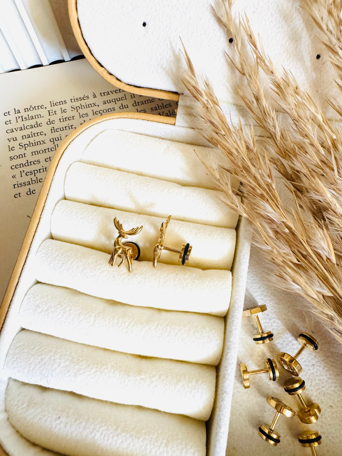 Gazelle ball back earring