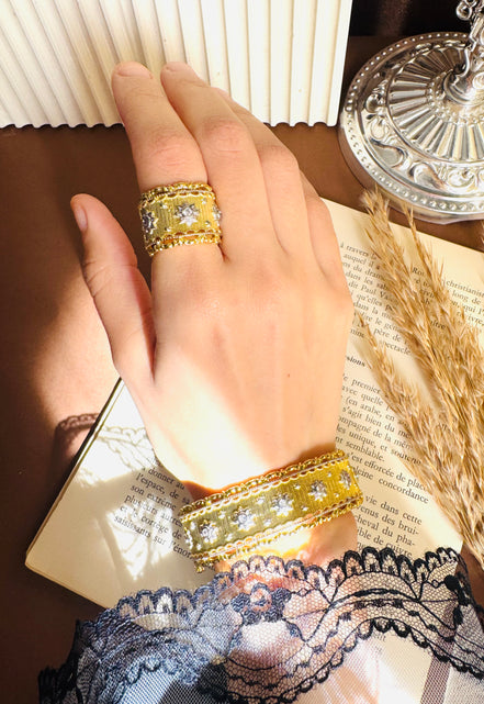 Luxury set ( bangle & ring ) free size
