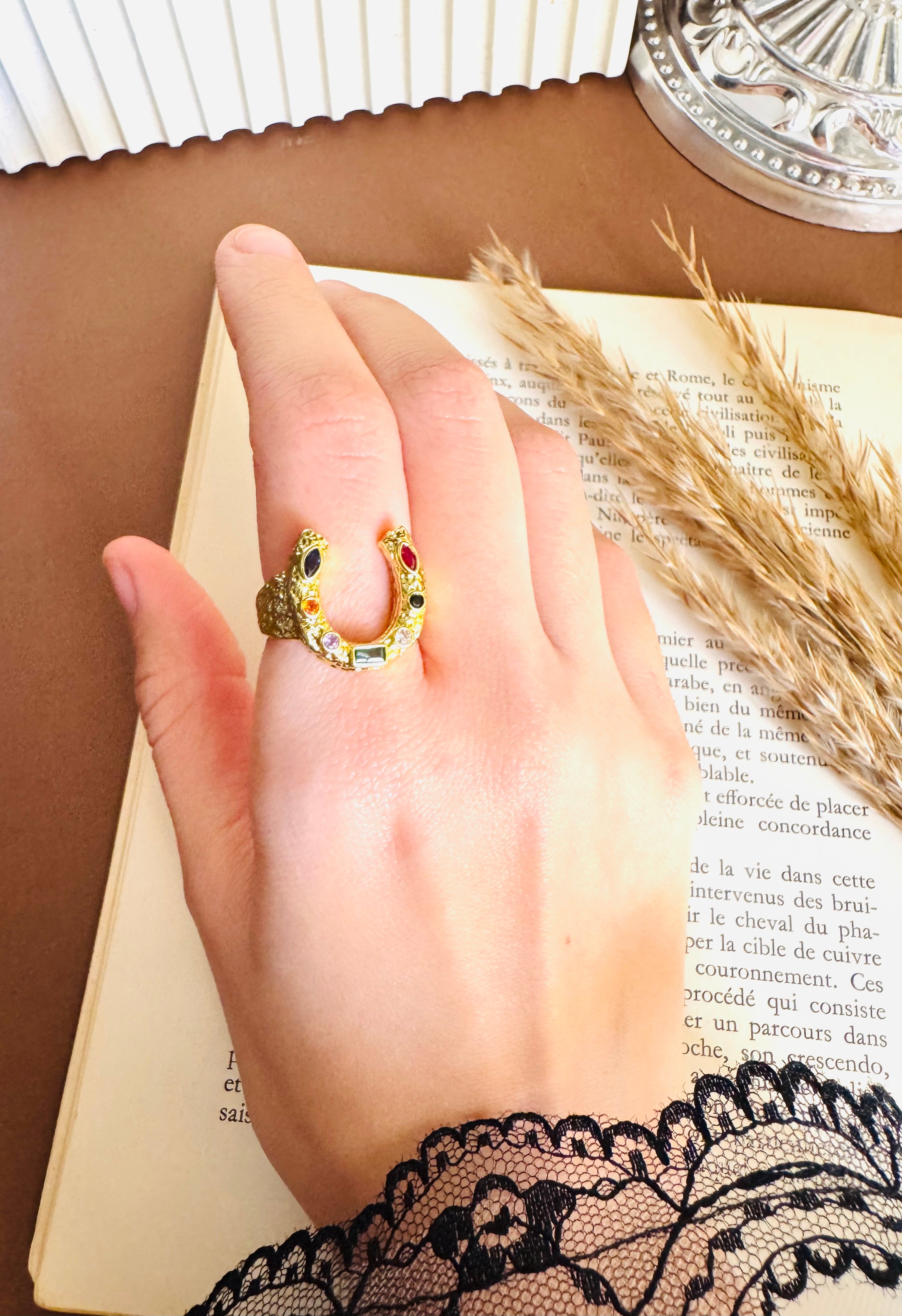 Unique ring