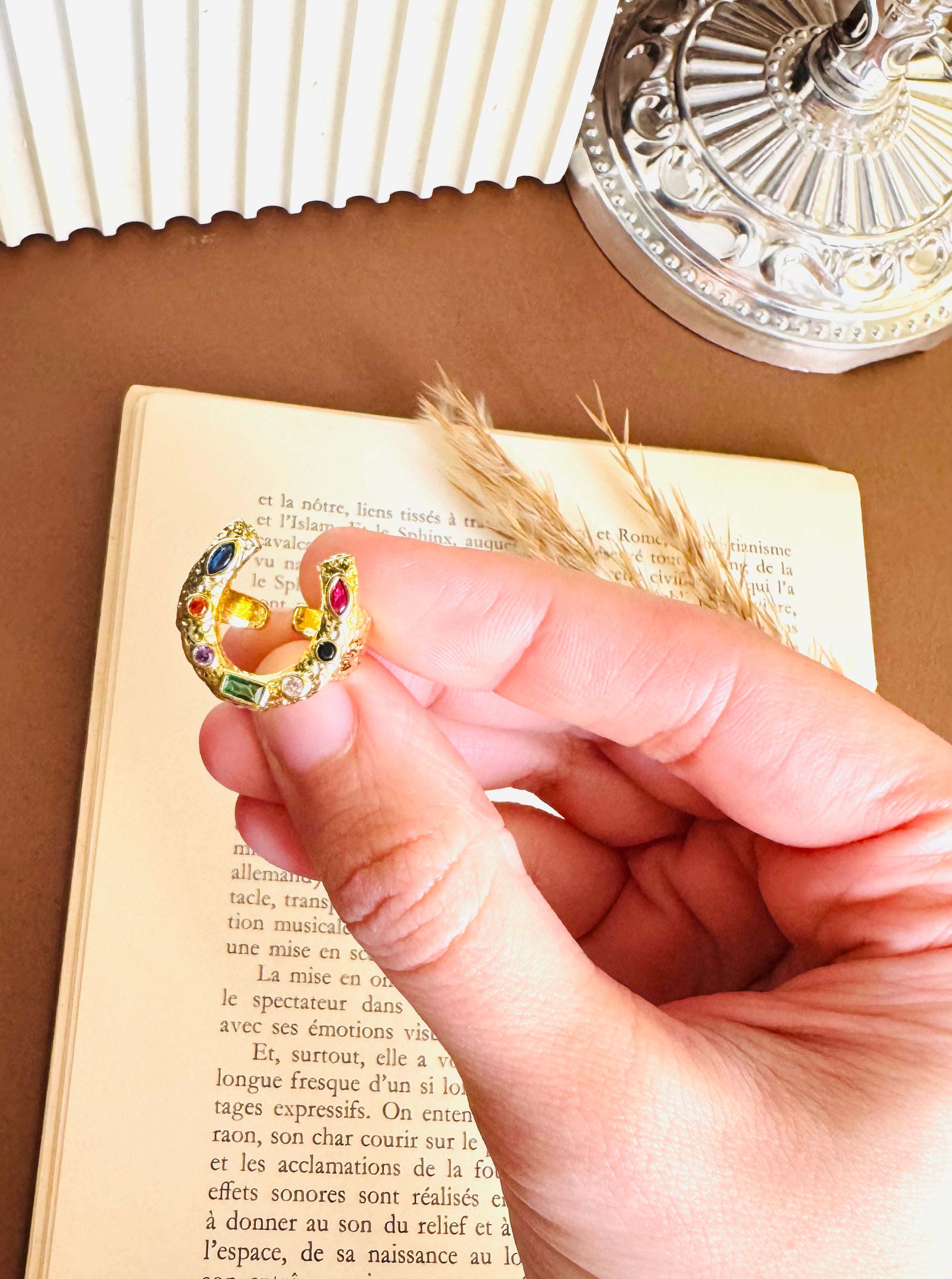 Unique ring