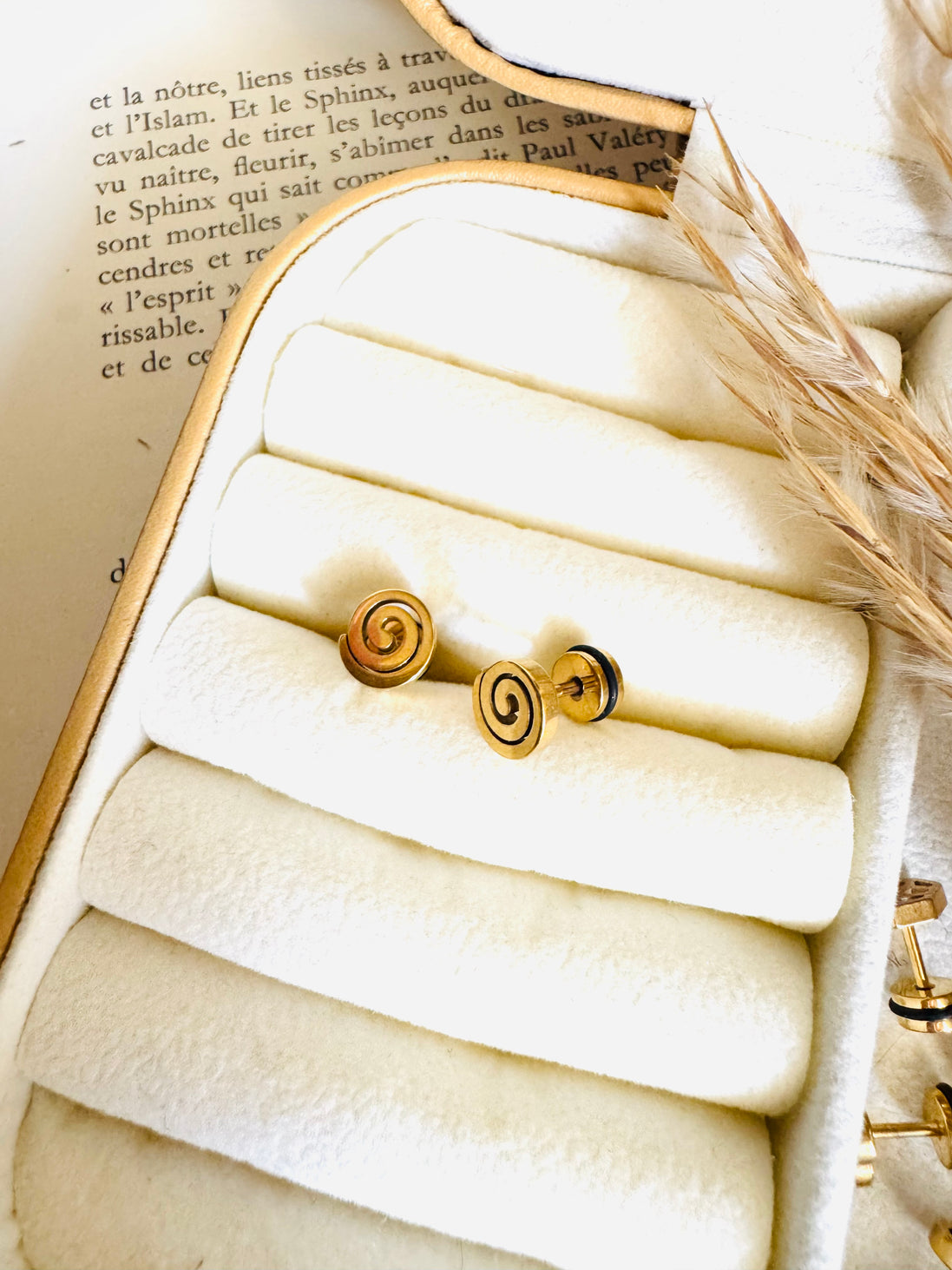 Lollipop ball back earring