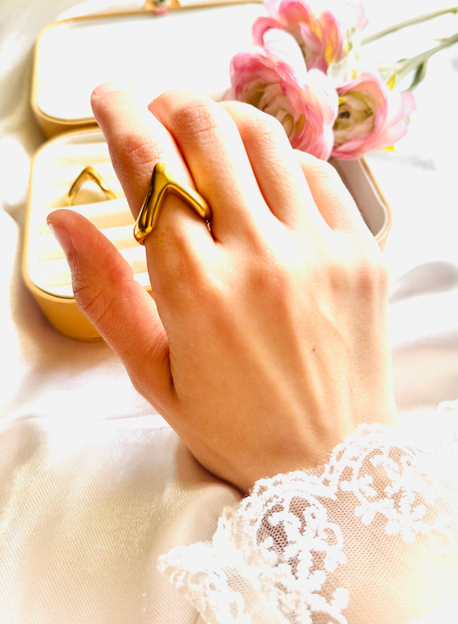 Arrow ring free size [ 18&19]
